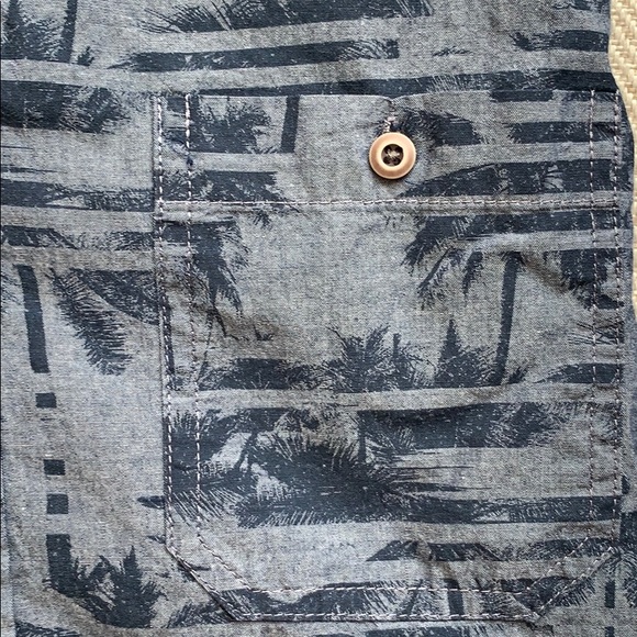 American Rag Blue Palm Tree Button Down Size L - Picture 2 of 6